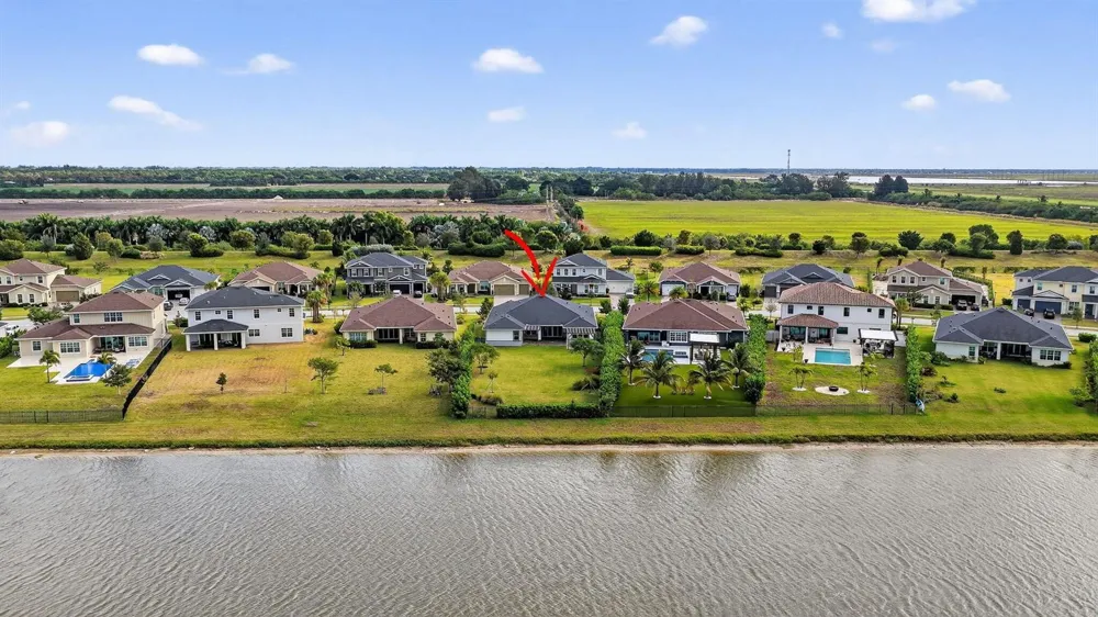 799 Hookline Circle Loxahatchee, FL 33470