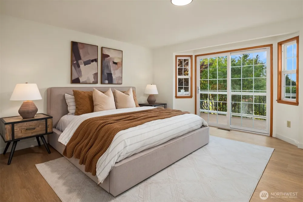 12218 SE 47th Place Bellevue, WA 98006