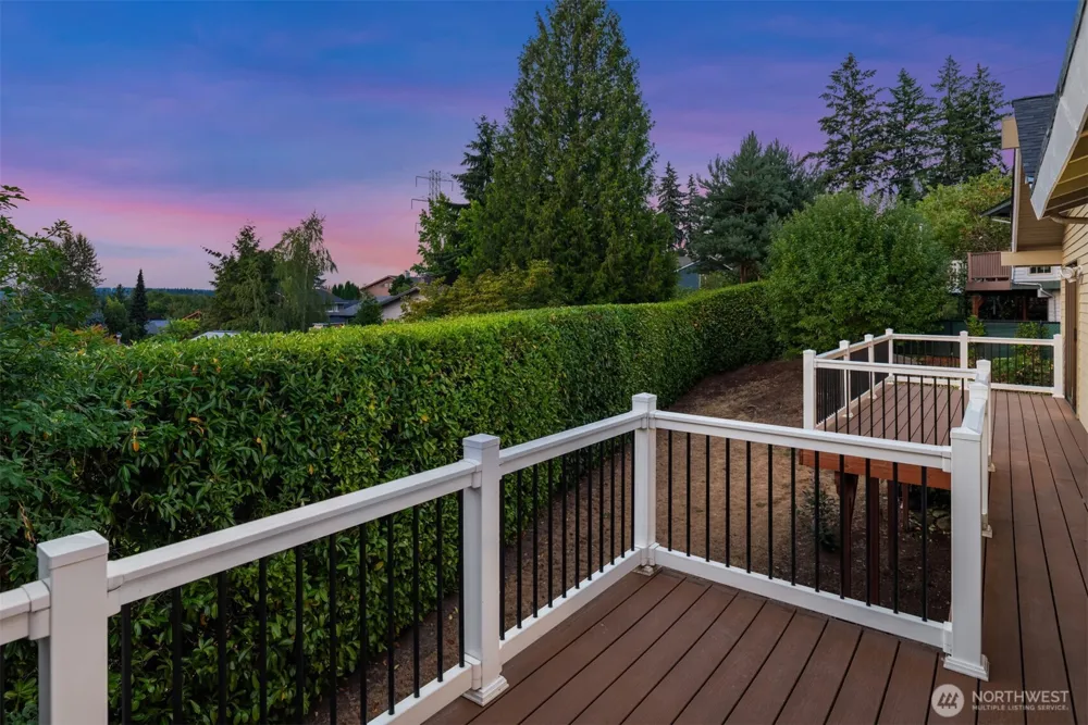 12218 SE 47th Place Bellevue, WA 98006