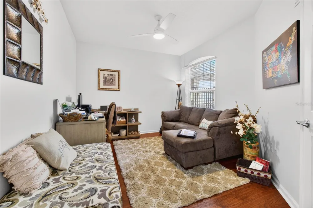 852 LANTERN WAY Clearwater, FL 33765