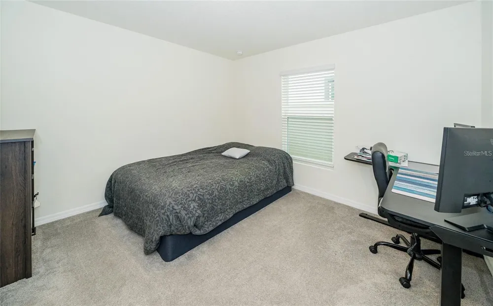 7590 BROAD POINTE DRIVE Zephyrhills, FL 33540