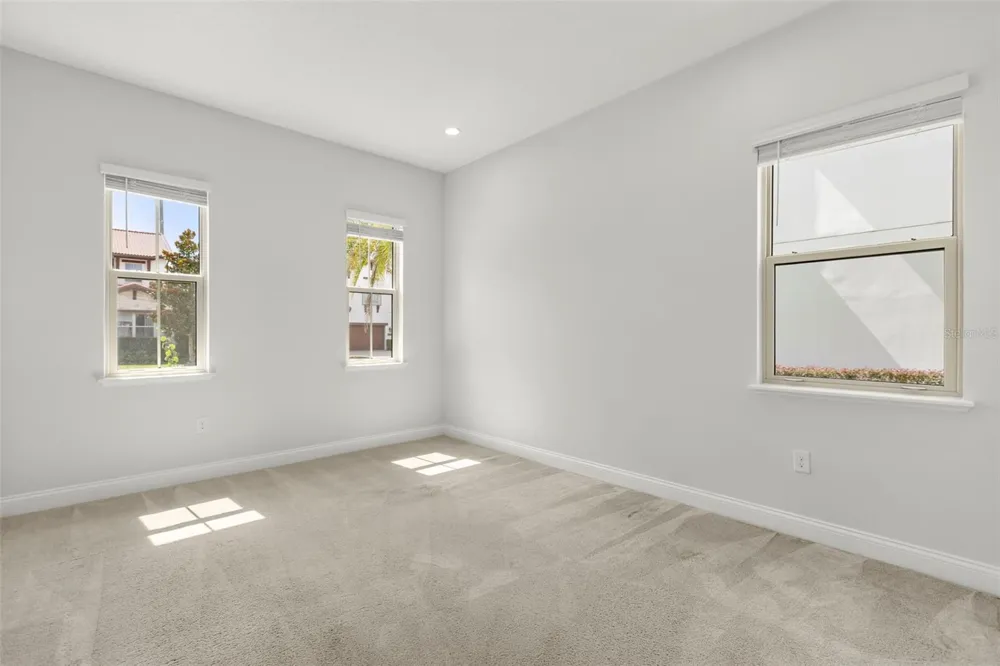 10511 ROYAL CYPRESS WAY Orlando, FL 32836