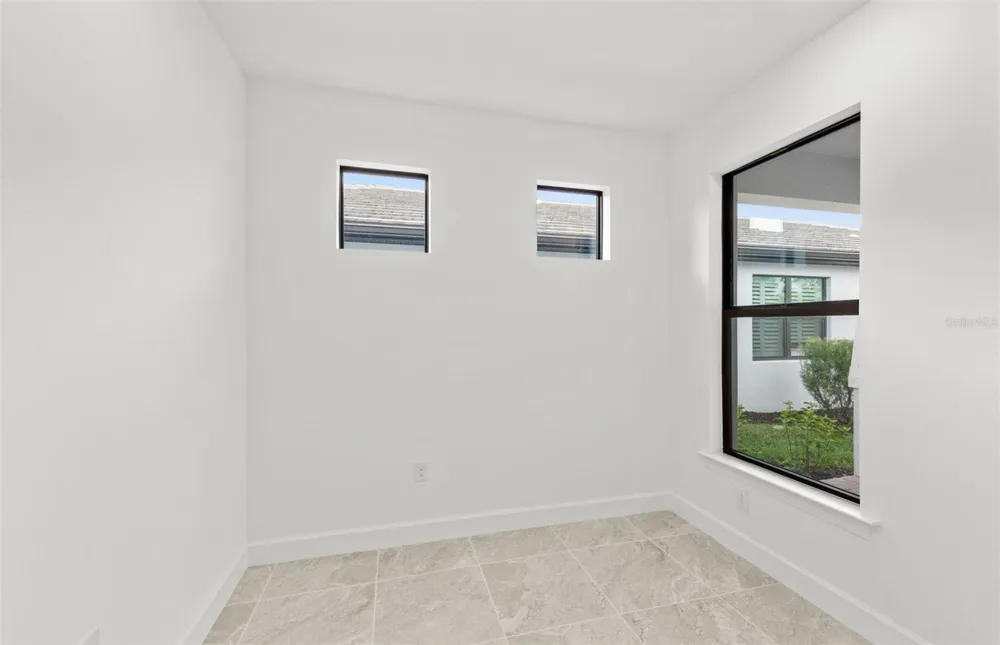 4695 BLUE STAR COURT North Port, FL 34289