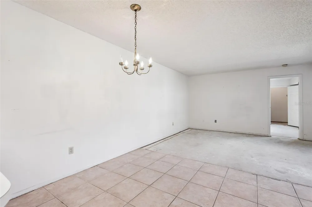 93 WINDTREE LANE #102 Winter Garden, FL 34787