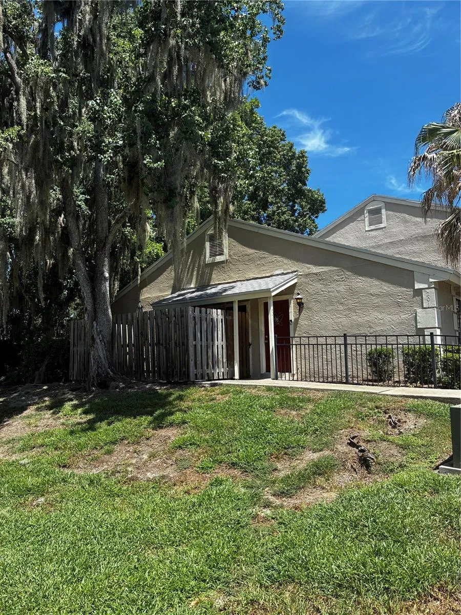 1701 SE 24TH ROAD #201 ocala, FL 34471