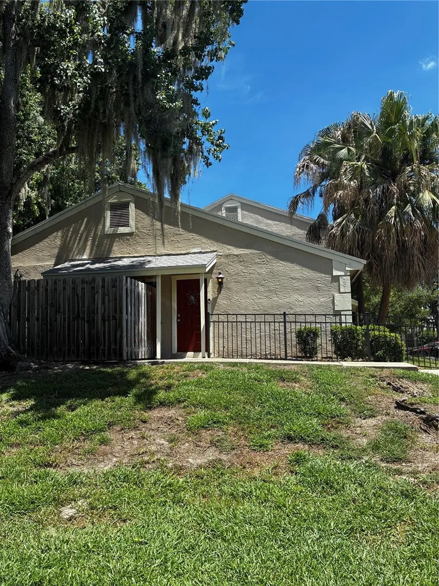 1701 SE 24TH ROAD #201 ocala, FL 34471