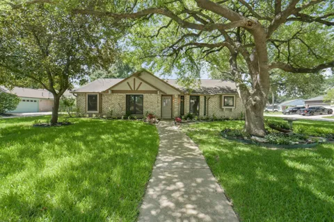 13615 Pepper Knoll Drive