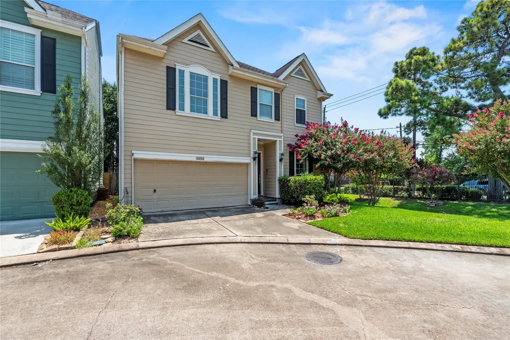 2606 Shady Acres Landing Houston, TX 77008