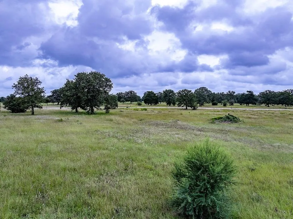2 Feder Way West Point, TX 78963
