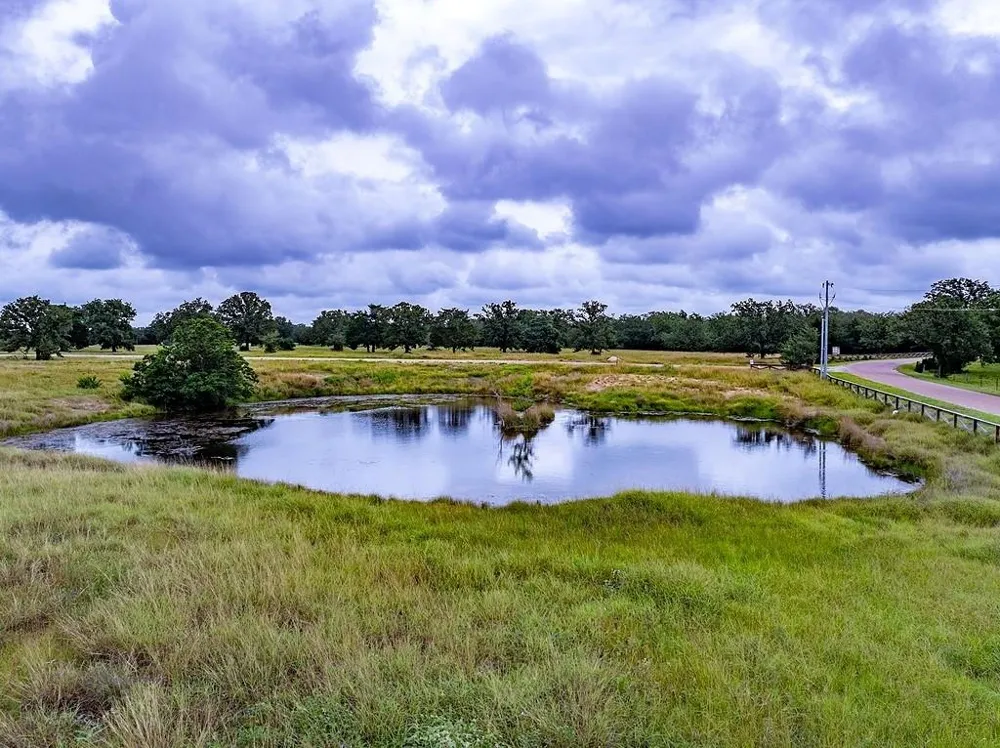 2 Feder Way West Point, TX 78963