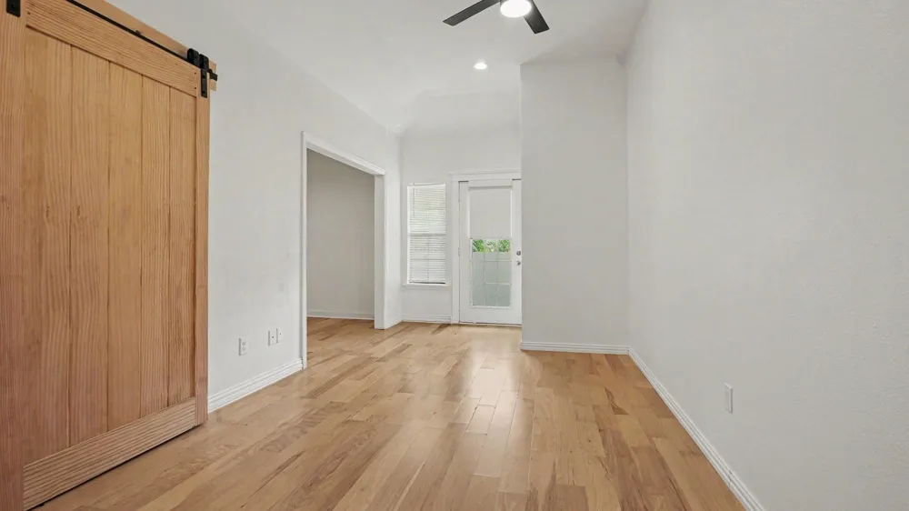 424 S Holmes Street La Porte, TX 77571