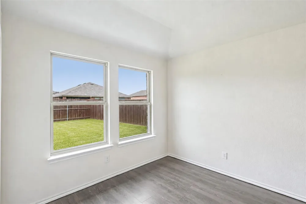 1015 Serena Drive Dallas, TX 75253