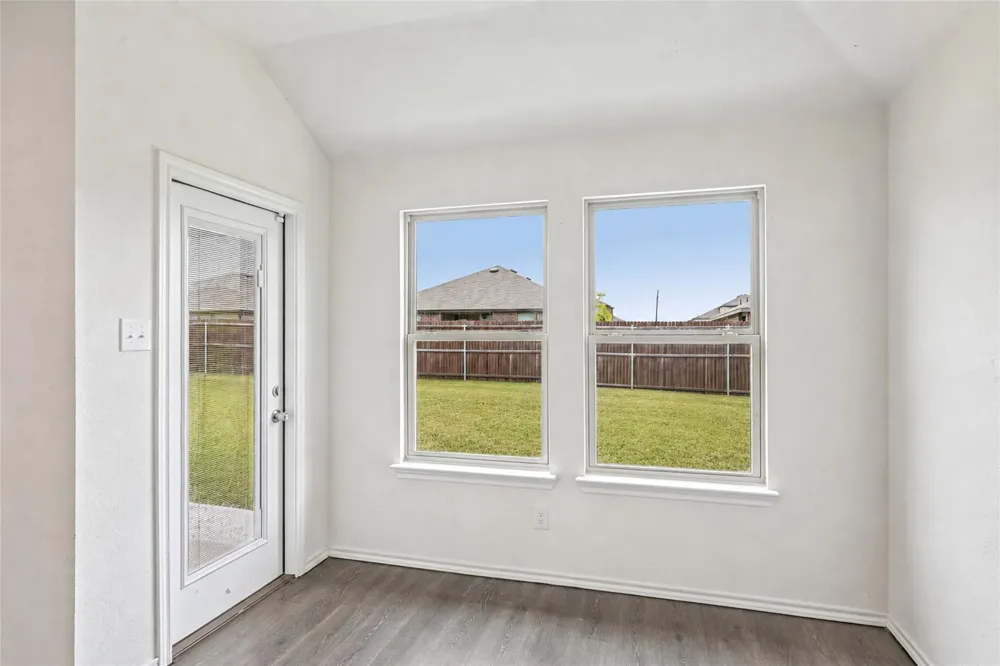 1015 Serena Drive Dallas, TX 75253