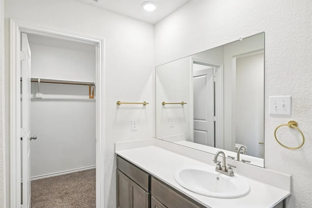 1015 Serena Drive Dallas, TX 75253