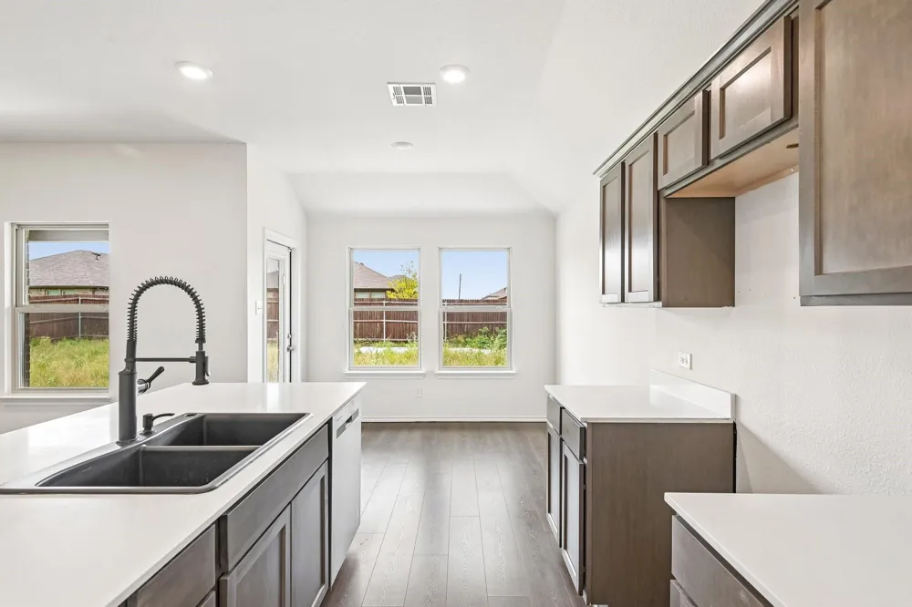 1015 Serena Drive Dallas, TX 75253