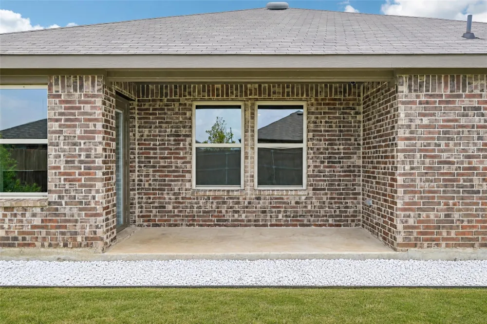 1015 Serena Drive Dallas, TX 75253