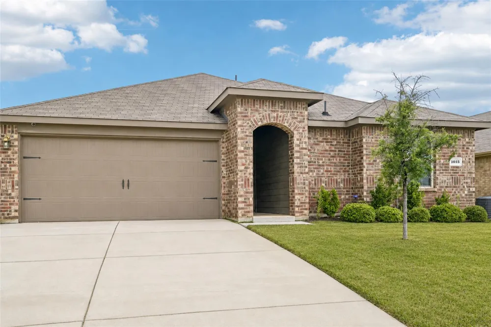 1015 Serena Drive Dallas, TX 75253