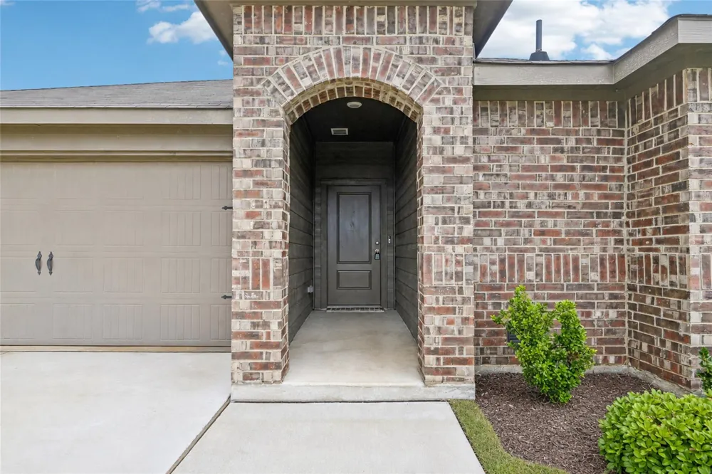 1015 Serena Drive Dallas, TX 75253