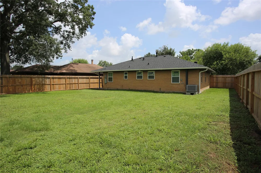 1804 Jane Drive Pasadena, TX 77502