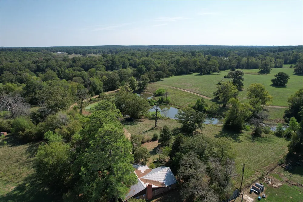 879 Cr 3390 Crockett, TX 75835