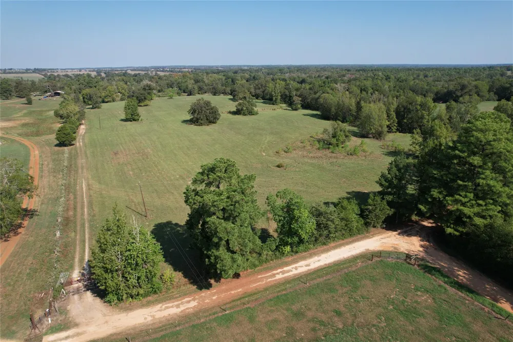 879 Cr 3390 Crockett, TX 75835