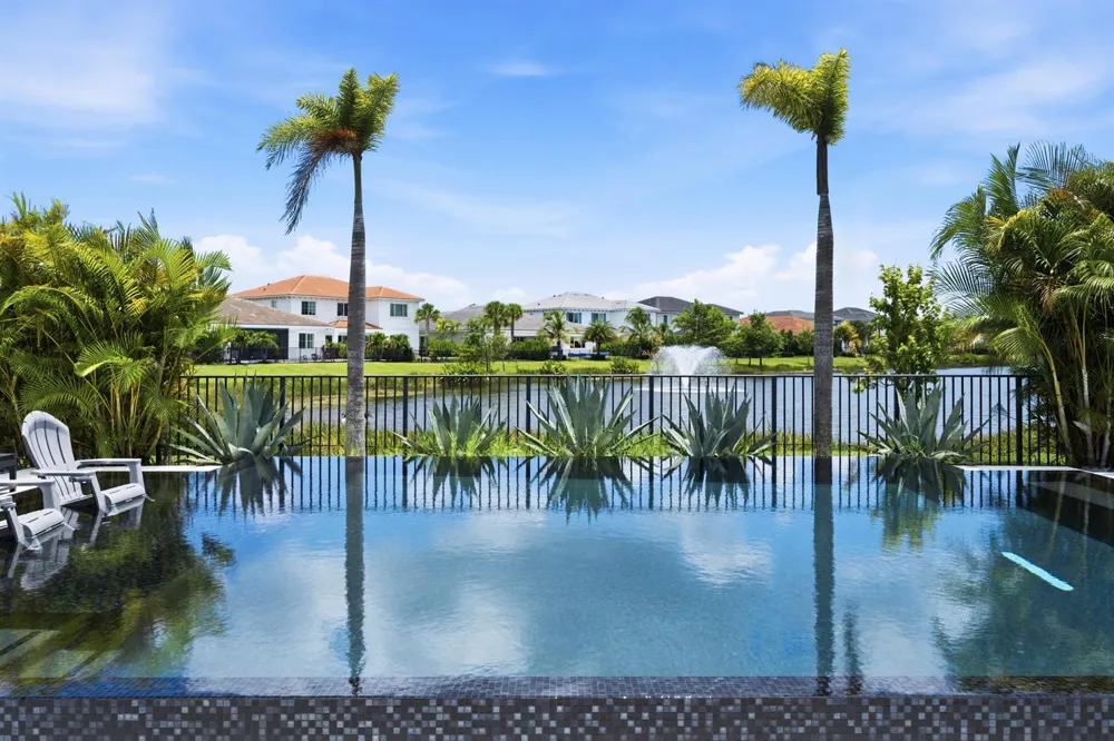 12269 Waterstone Circle Palm Beach Gardens, FL 33412
