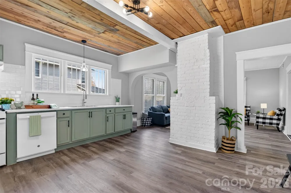 610 Westside Drive Lexington, NC 27292