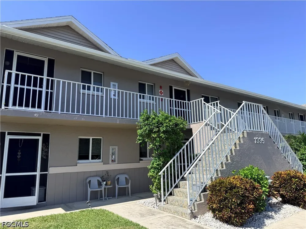SE 46th Lane #8 Cape Coral, FL 33904