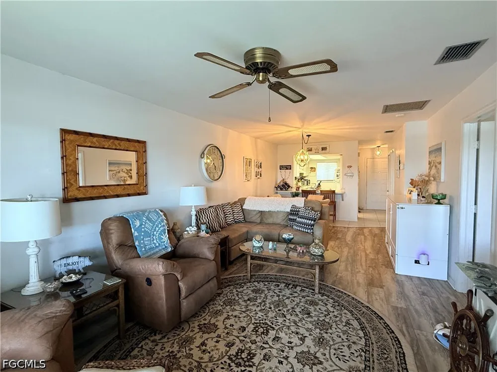 SE 46th Lane #8 Cape Coral, FL 33904