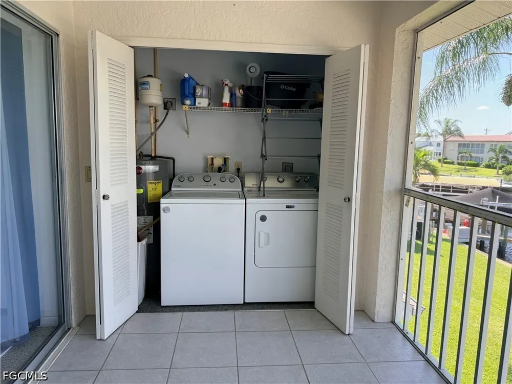 SE 46th Lane #8 Cape Coral, FL 33904