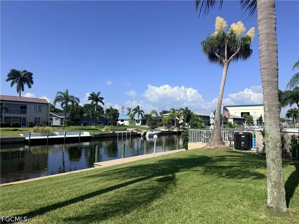 SE 46th Lane #8 Cape Coral, FL 33904