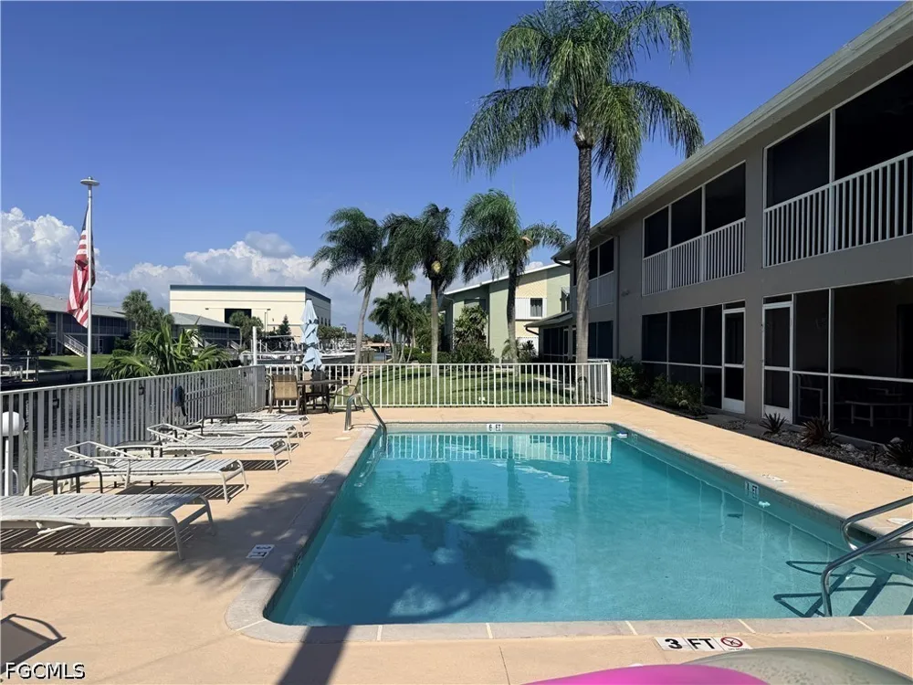 SE 46th Lane #8 Cape Coral, FL 33904