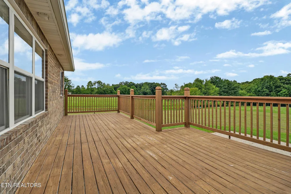 322 Randolph Rd Crossville, TN 38571