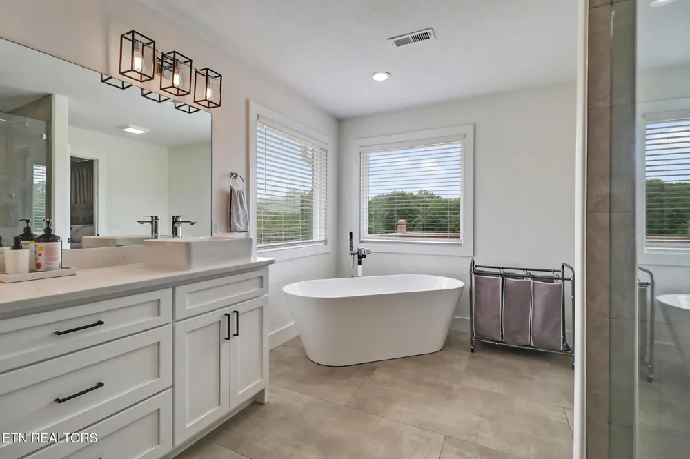 322 Randolph Rd Crossville, TN 38571