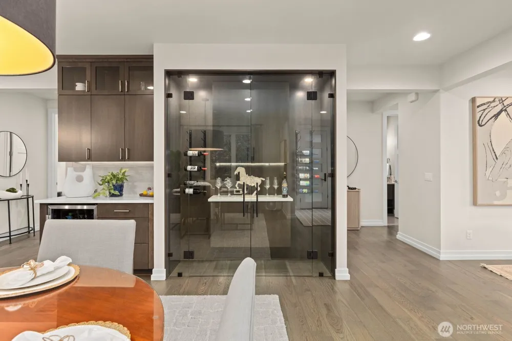 1525 36th Avenue S Seattle, WA 98144
