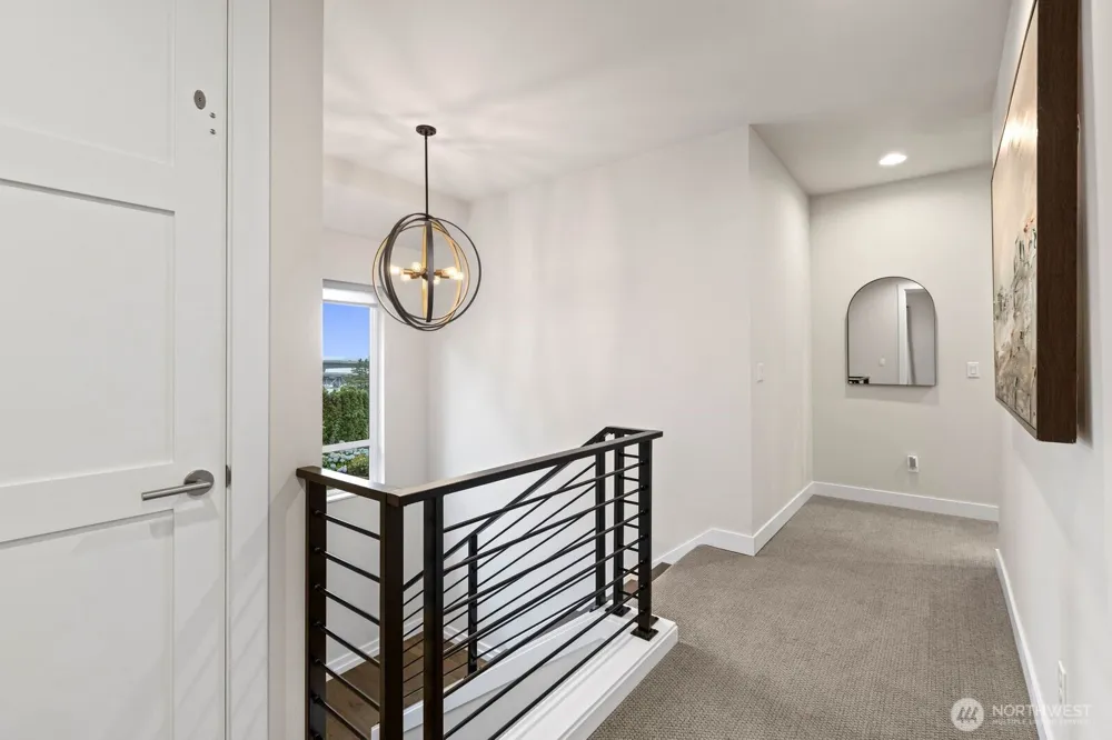 1525 36th Avenue S Seattle, WA 98144