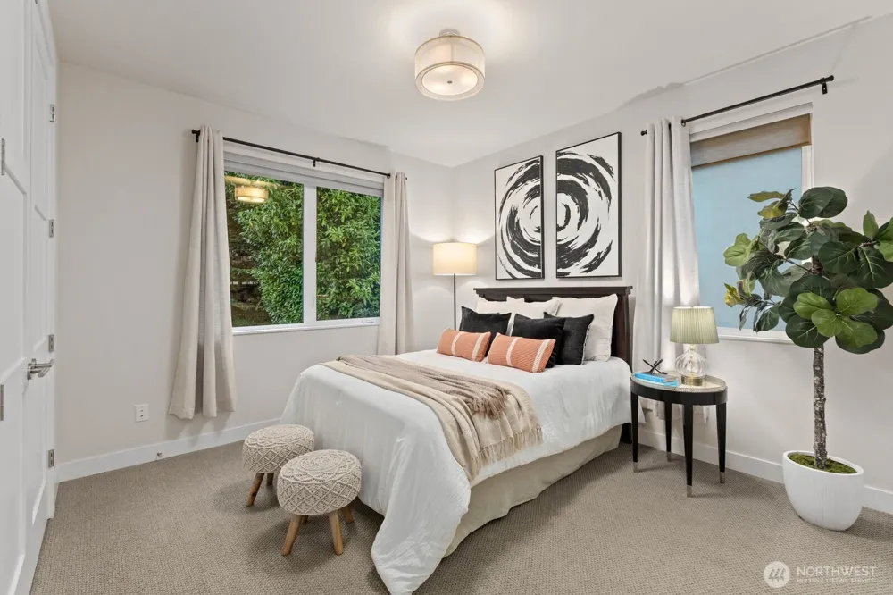 1525 36th Avenue S Seattle, WA 98144