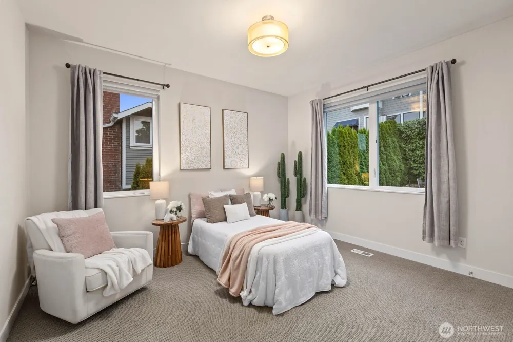 1525 36th Avenue S Seattle, WA 98144