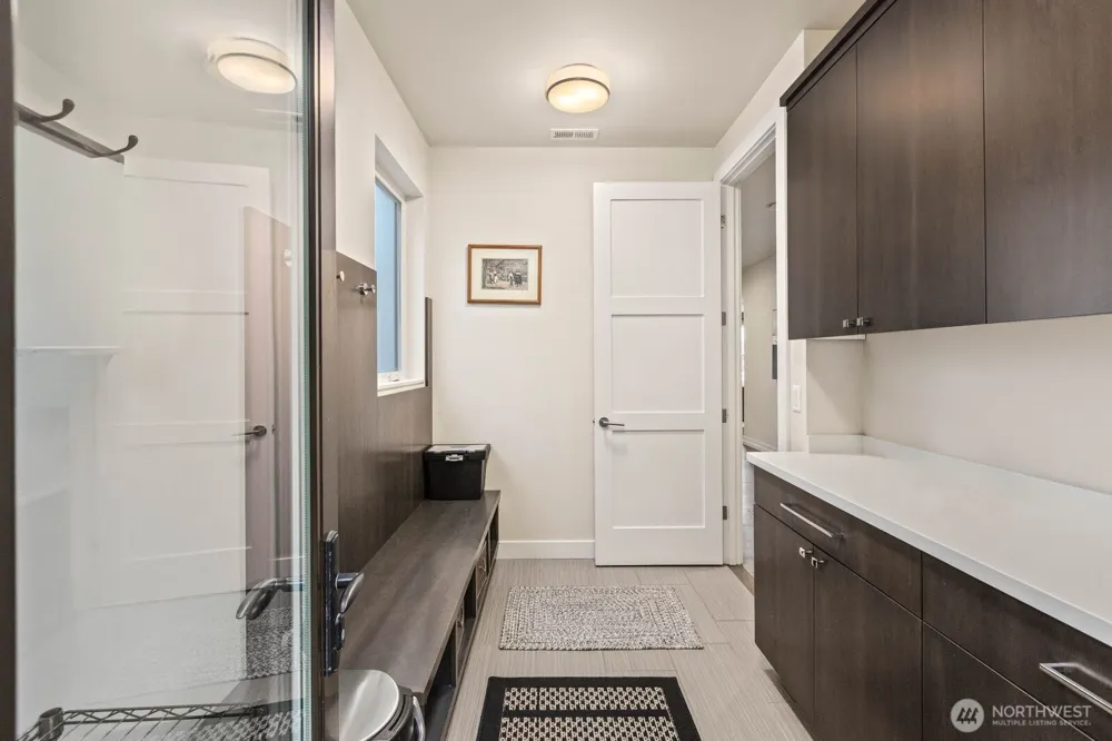 1525 36th Avenue S Seattle, WA 98144