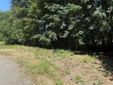 2009 E Ennis Creek Road