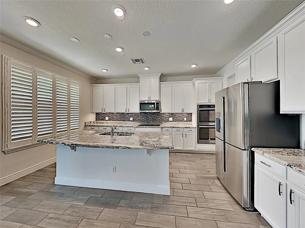 8931 LOOKOUT POINTE DRIVE Windermere, FL 34786