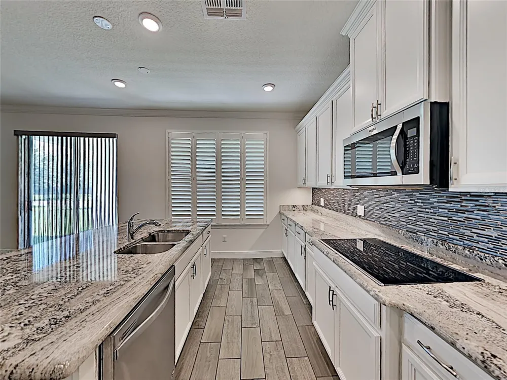 8931 LOOKOUT POINTE DRIVE Windermere, FL 34786
