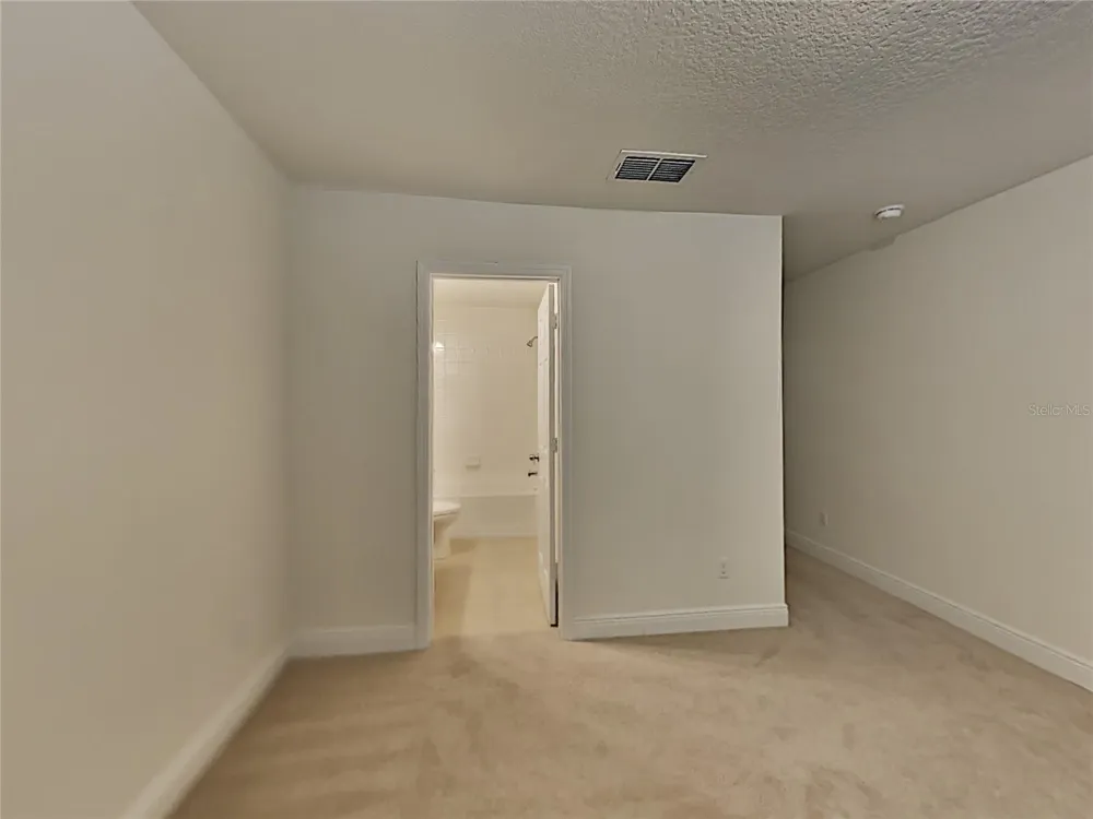 8931 LOOKOUT POINTE DRIVE Windermere, FL 34786