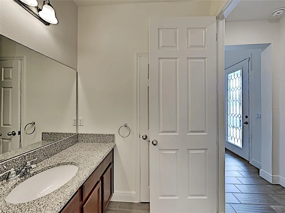 8931 LOOKOUT POINTE DRIVE Windermere, FL 34786