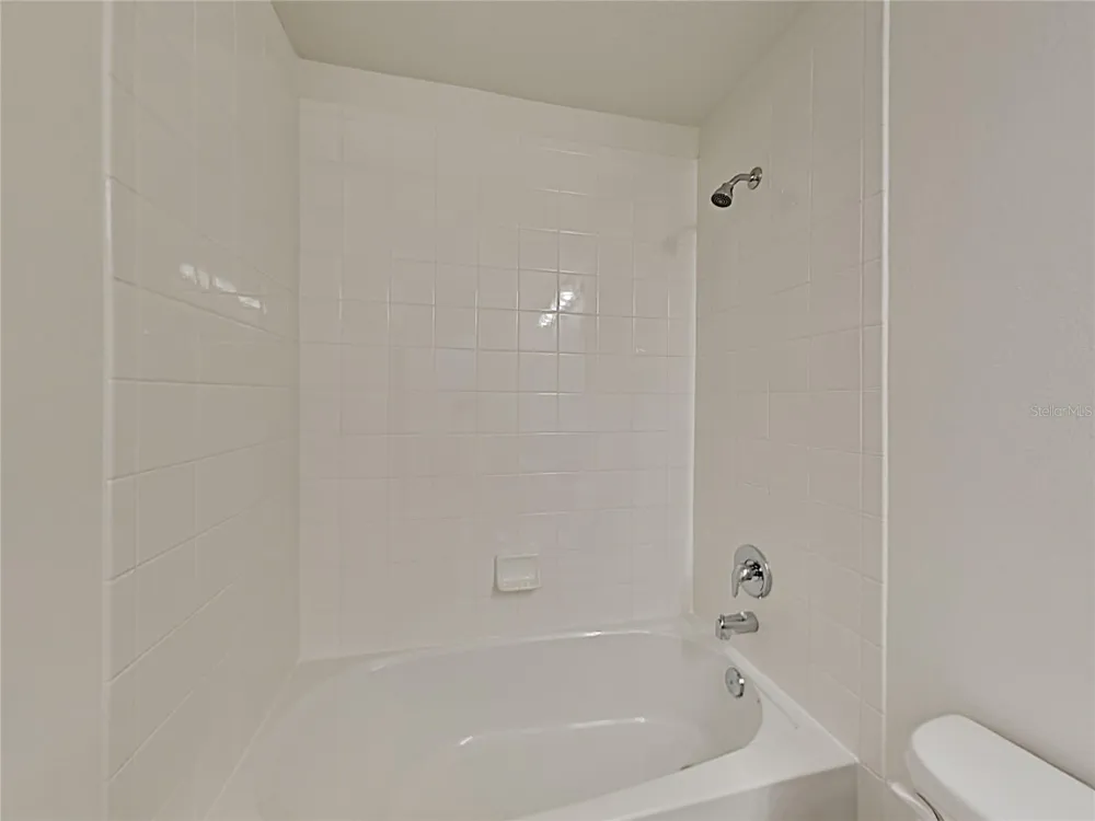 8931 LOOKOUT POINTE DRIVE Windermere, FL 34786