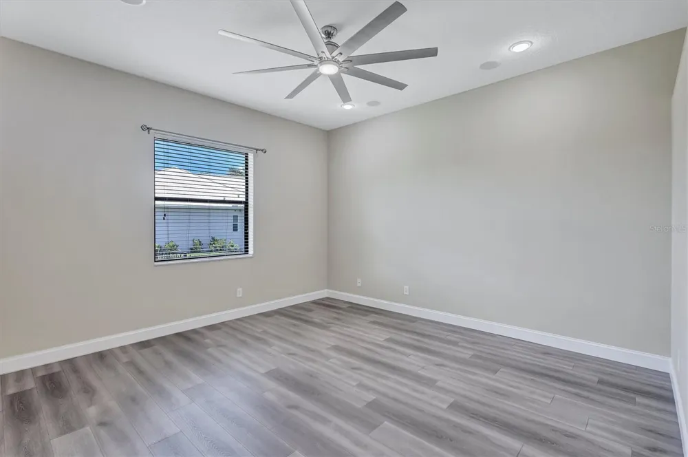 1911 148TH COURT E Bradenton, FL 34212