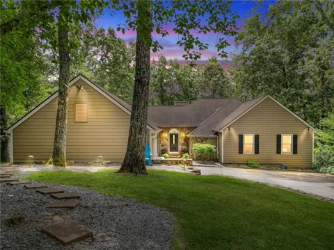 160 Fairway Ridge Drive