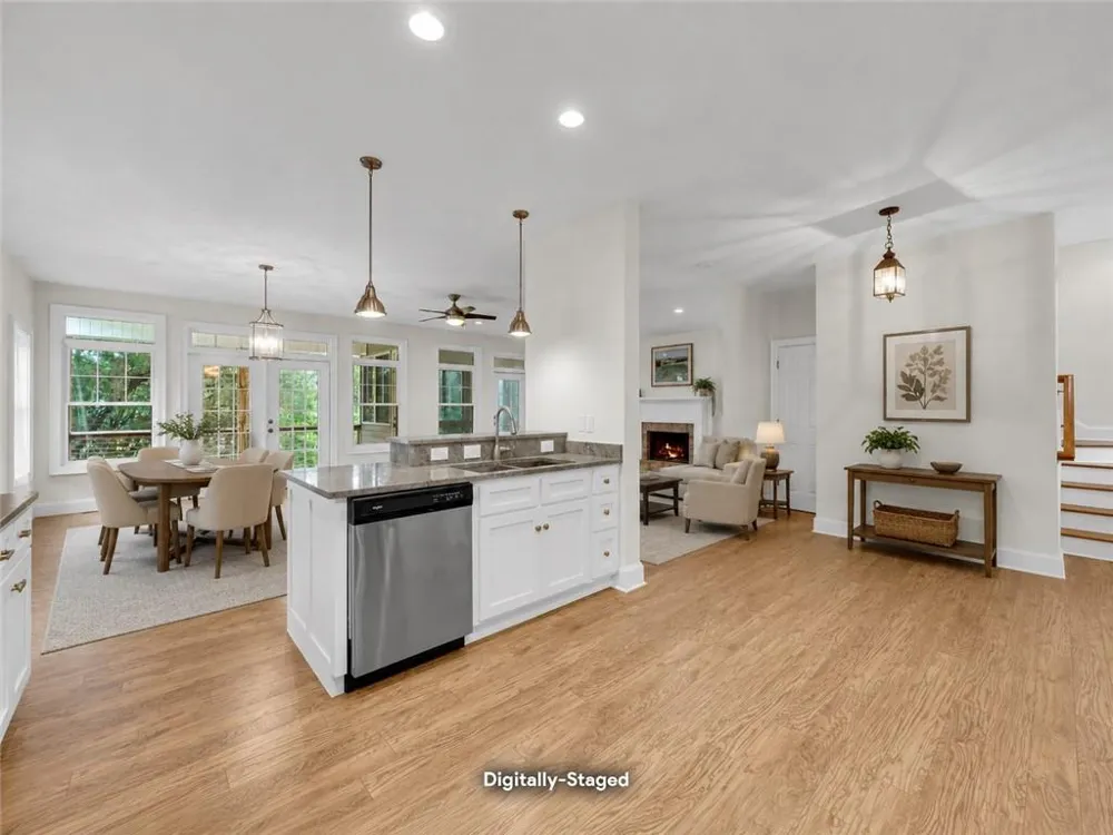 27 Classic Drive Hartwell, GA 30643