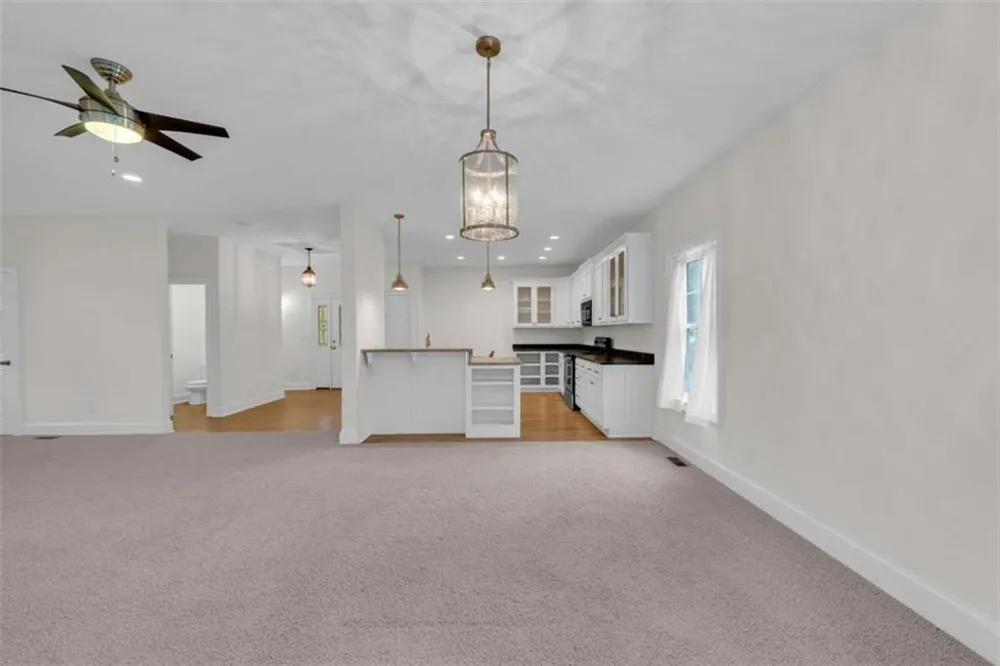 27 Classic Drive Hartwell, GA 30643