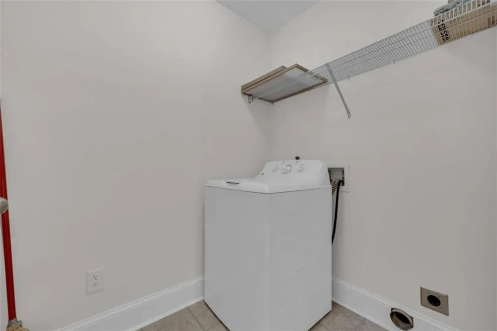 27 Classic Drive Hartwell, GA 30643
